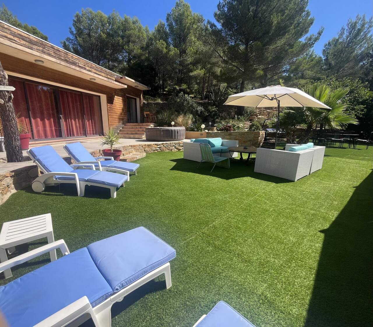 Villa Coda, terrasse et jardin lounge